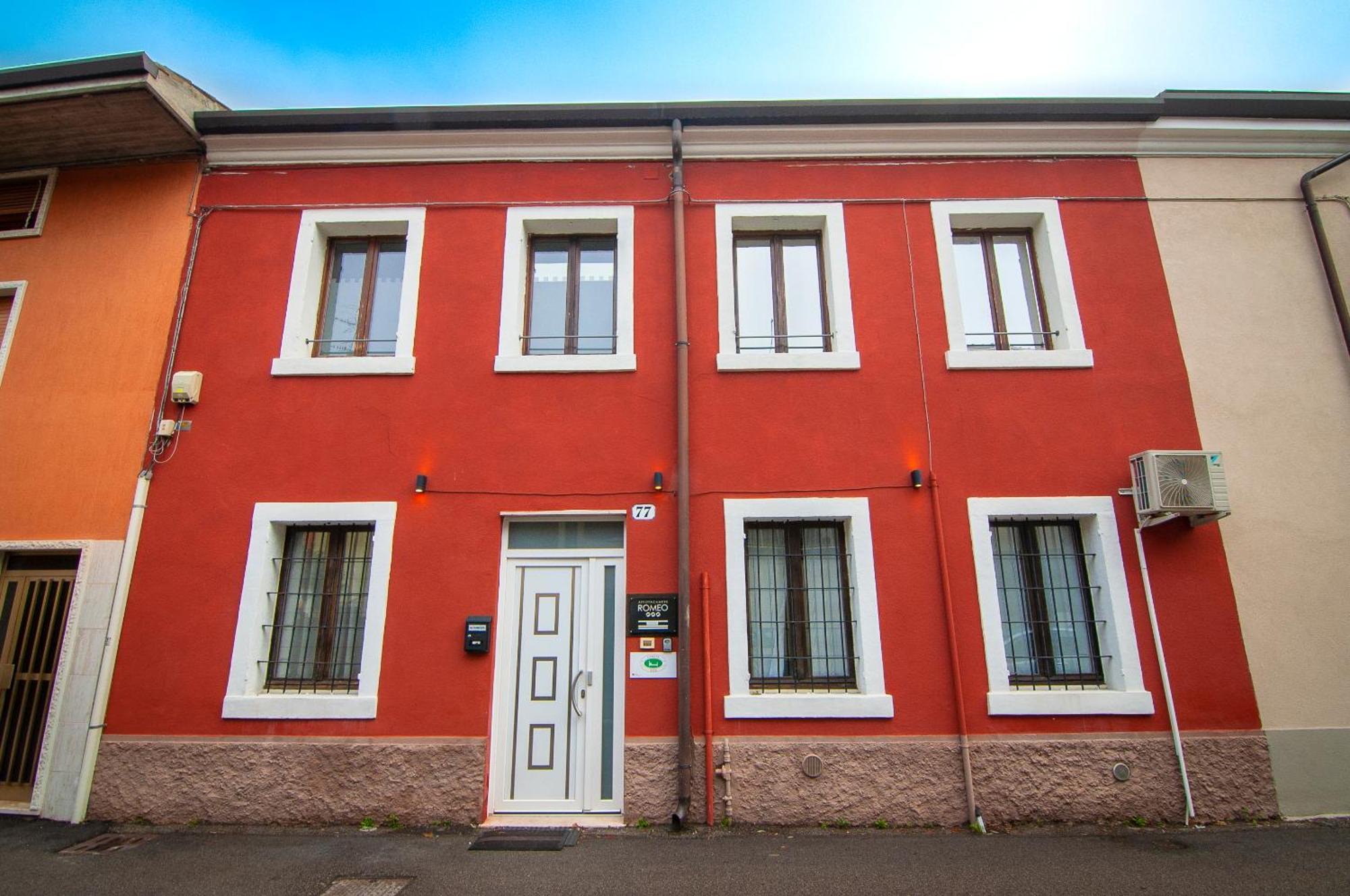 Italstay - Nuova Residenza Romeo - Affittacamere Βερόνα Εξωτερικό φωτογραφία